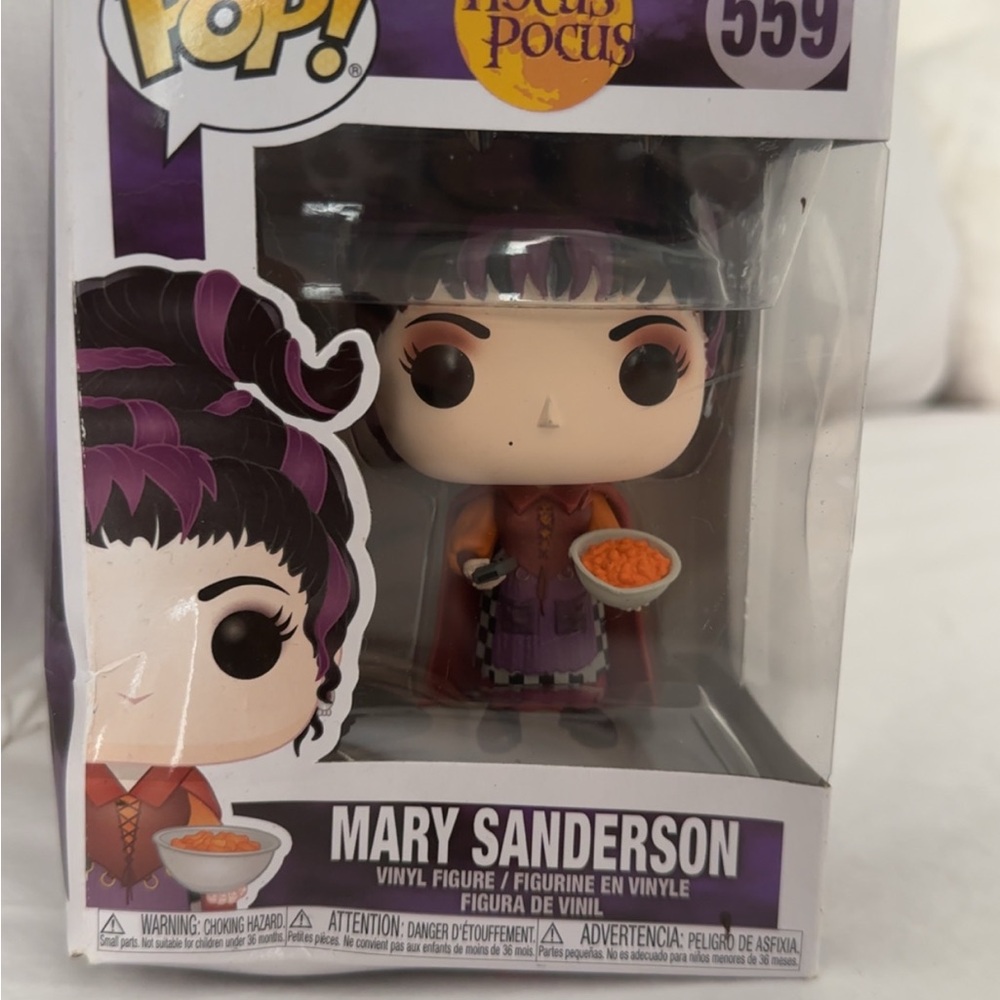 Hocus Pocus Disney Funko POP Mary Sanderson Figure with Purple and Black Accents